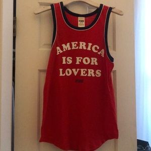 🇺🇸 PINK crew neck T-shirt 🇺🇸